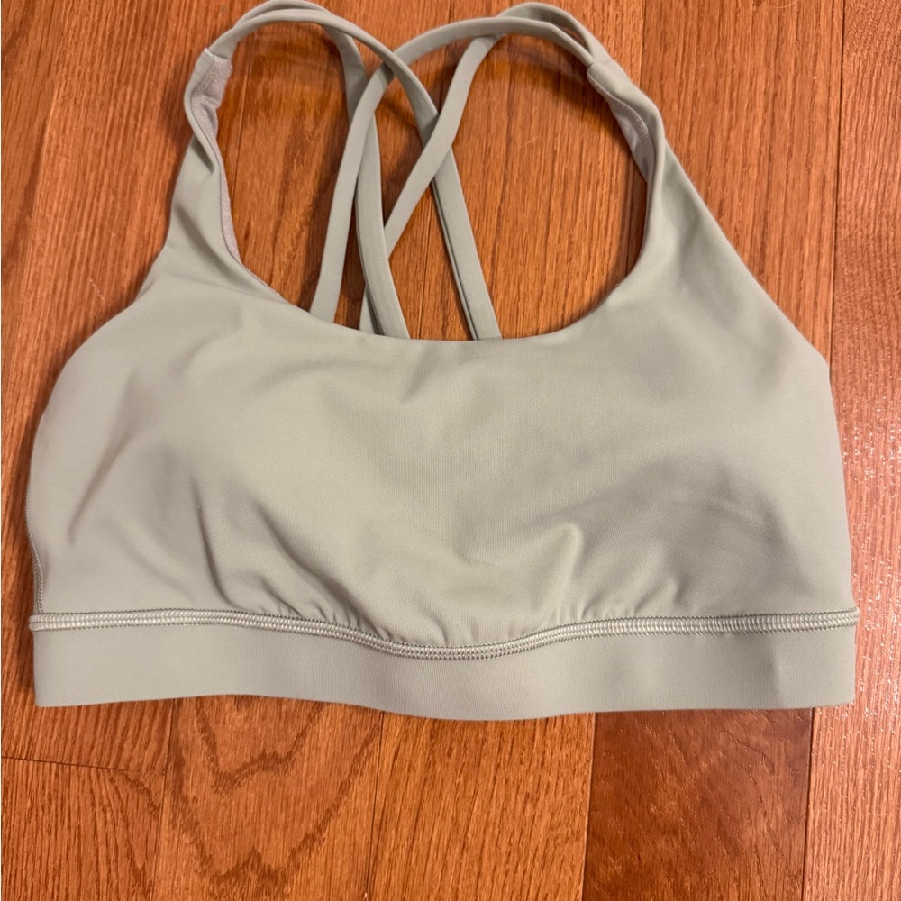 Lululemon cross back sports bra- like new condition